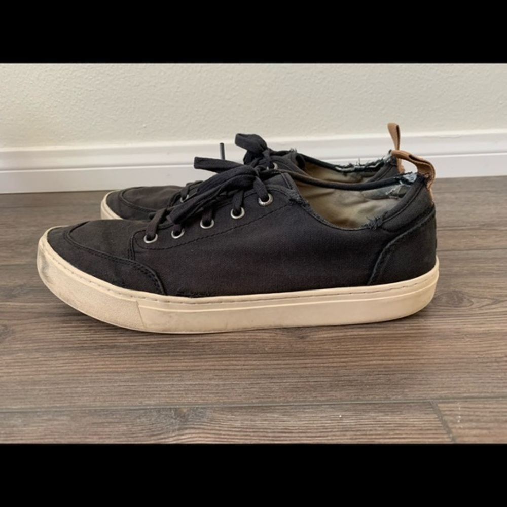 Toms shoes
